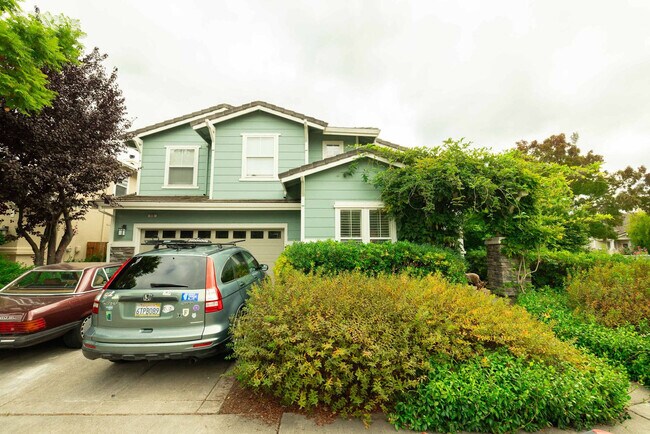 Building Photo - 115 Maybeck St