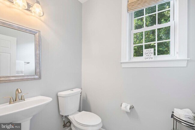 Building Photo - 12980 Highland Oaks Ct