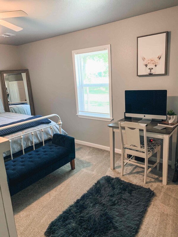 Building Photo - 110 N Bell St