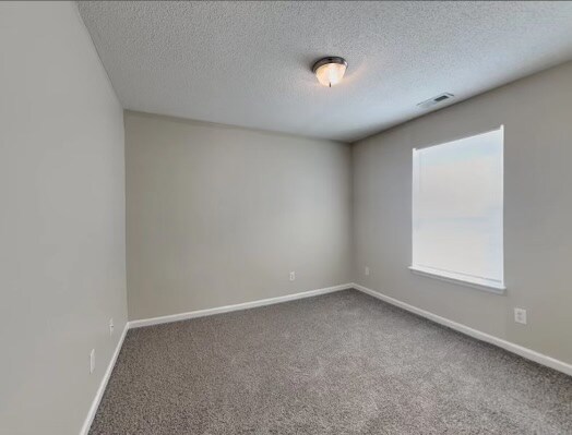 Building Photo - 301 Cline Falls Dr