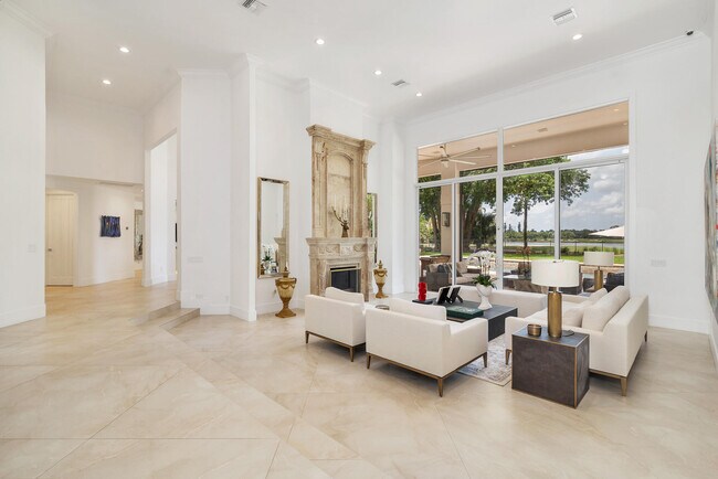 Building Photo - 1504 Breakers W Blvd