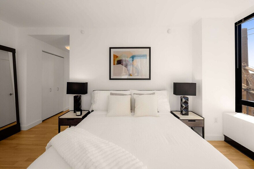 Building Photo - 1113 York Ave