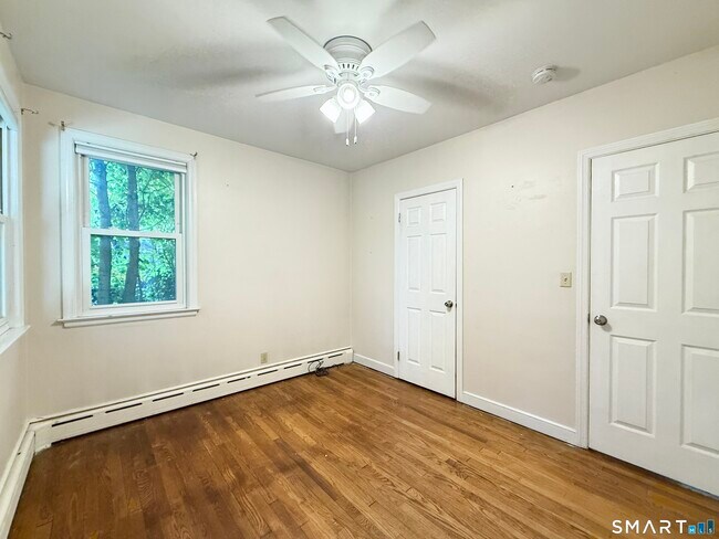 Building Photo - 112 Ochsner Pl