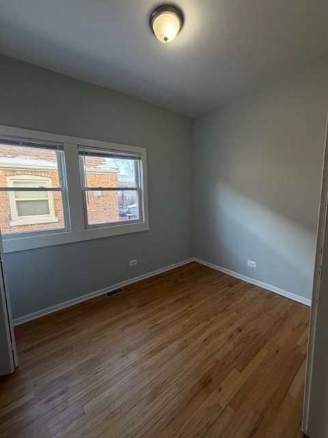 Building Photo - 3026 E 80th St