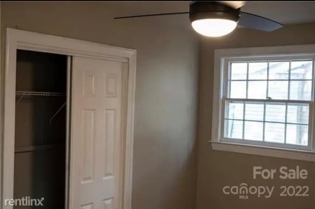 Building Photo - 2008 Choyce Cir