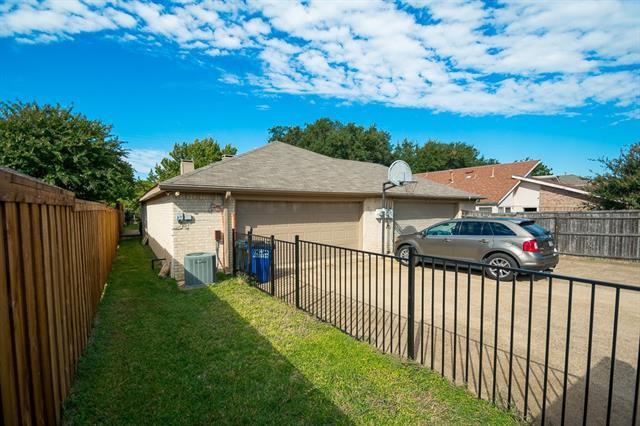 Building Photo - 14816 Sopras Cir