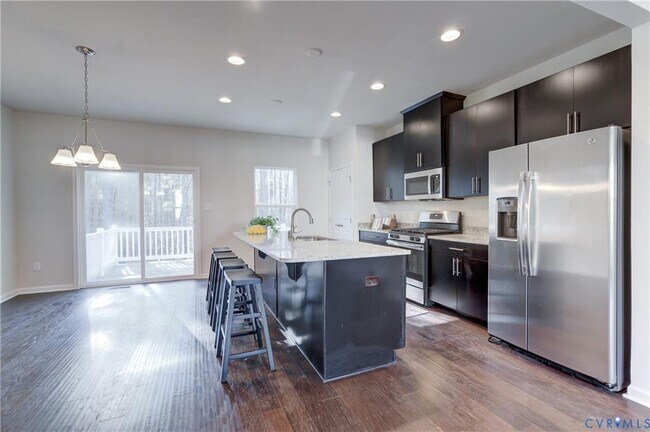 Building Photo - 429 Crofton Village Terrace
