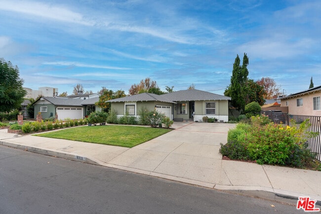 Building Photo - 6939 Noble Ave