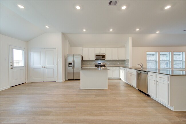 Building Photo - 5607 Rock Head Rnch Trl