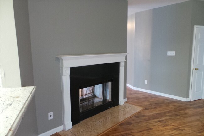Building Photo - 4918 Sterling Crossing