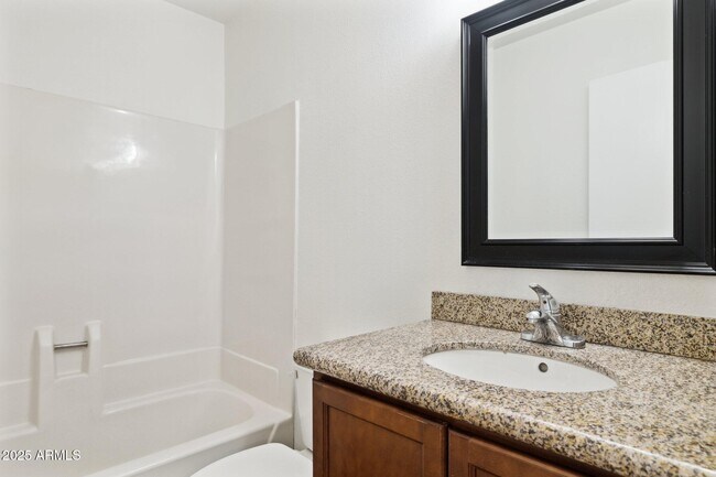Building Photo - 7027 S 40th Pl