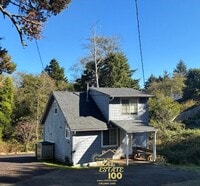 Building Photo - 2870 NE Hwy 101