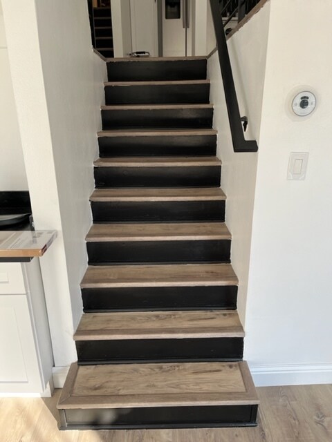 Staircase 1st Level - 3808 Stocker St