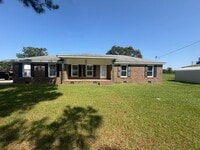 Building Photo - 2146 Crescent Dr