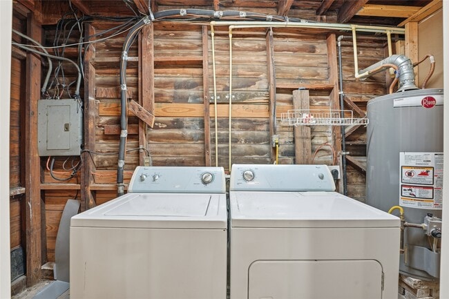 Building Photo - 6526 Linden St