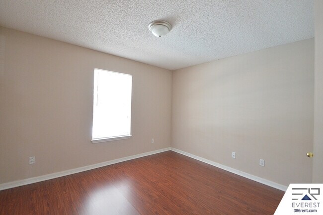 Building Photo - 159 Point Pleasant Dr