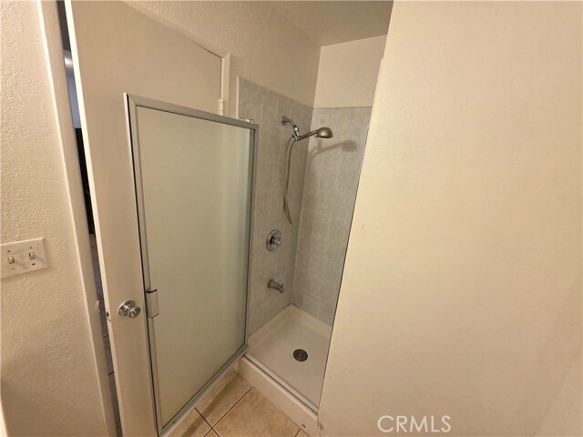 Building Photo - 18645 Hatteras St