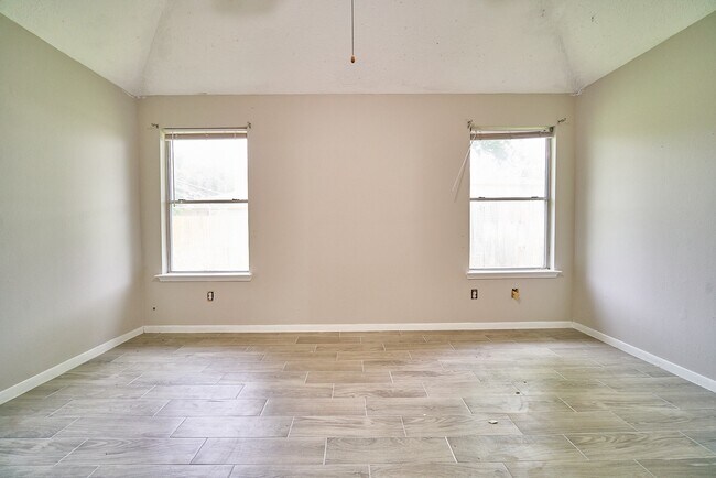 Building Photo - 1614 Glacier Blue Dr