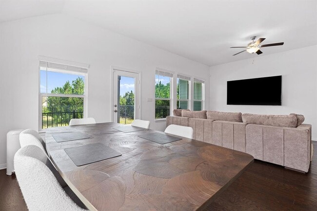 Building Photo - 157 Venti Cove