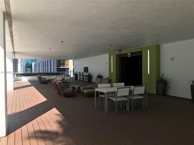 Building Photo - 55 SE 6th St