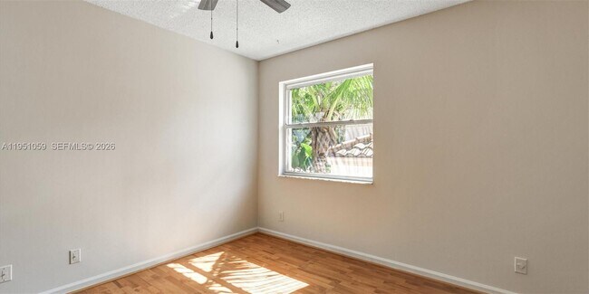 Building Photo - 1110 NW 108th Ave