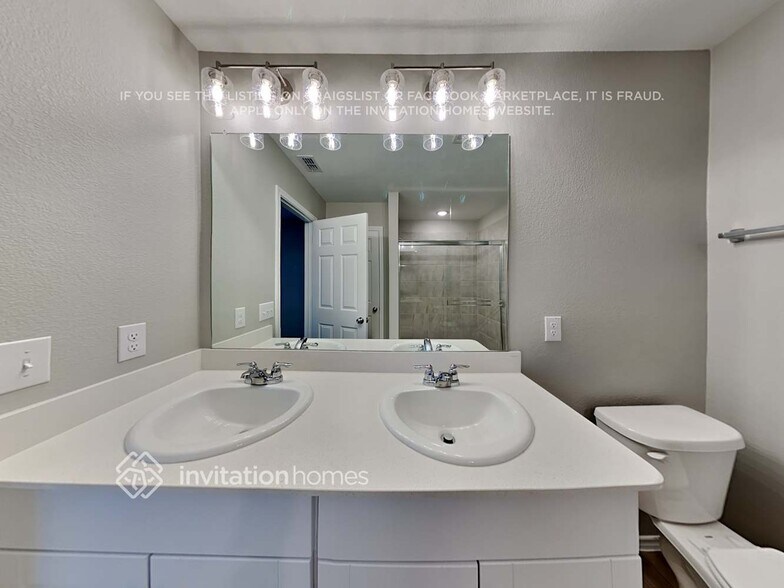 Building Photo - 1007 Clear Dusk Ln