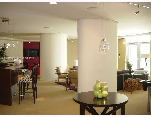 Building Photo - 9055 SW 73rd Ct