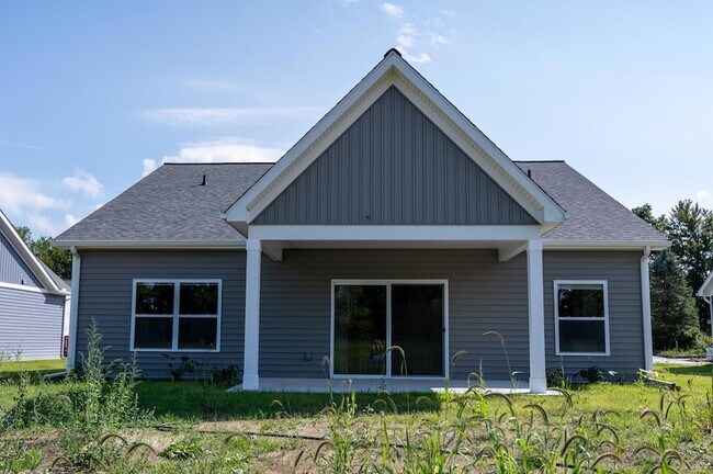 Building Photo - 8456 Oak Shade Ct