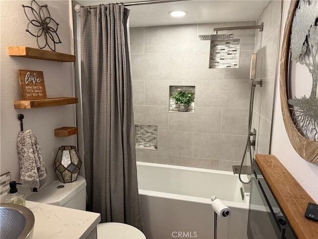 Building Photo - 22696 San Joaquin Dr E