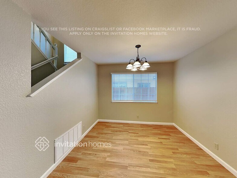 Building Photo - 413 Yale Ave