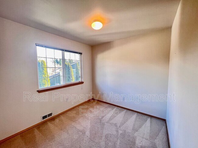 Building Photo - 3117 154th St SW