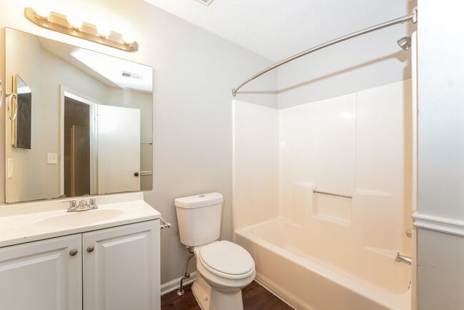 Building Photo - 1589 Cherry Hill Rd SW