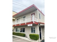 Building Photo - NEW LISTING! QUIET Charm. Upper STUDIO APT...