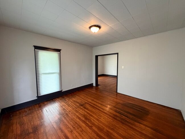 Building Photo - 1132 Gilbert-