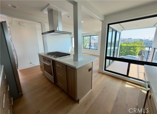 Building Photo - 232 Fairview St