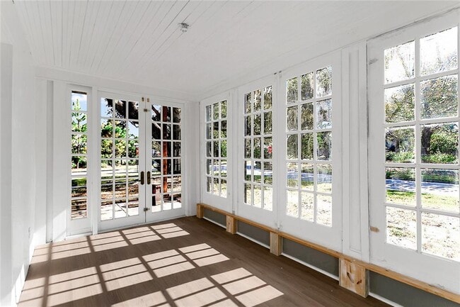 Building Photo - 226 N Elliott Ave