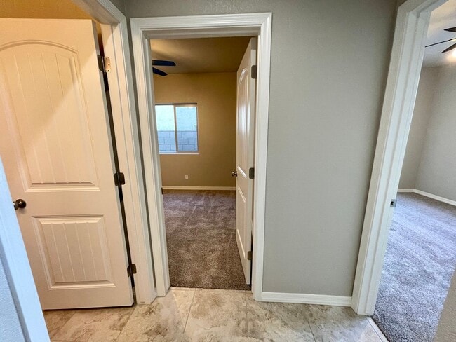 Building Photo - 2022 Construction 3 Bedroom Home in Southe...