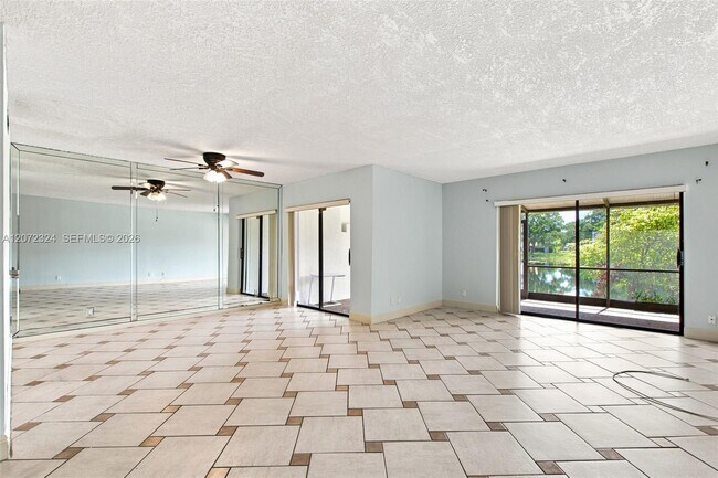 Building Photo - 6511 Racquet Club Dr