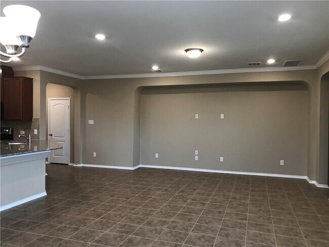 Building Photo - 16615 Brogan Ln