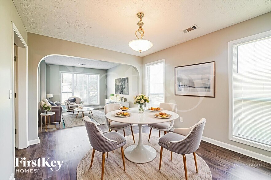 Building Photo - 265 Meadow Crest Way