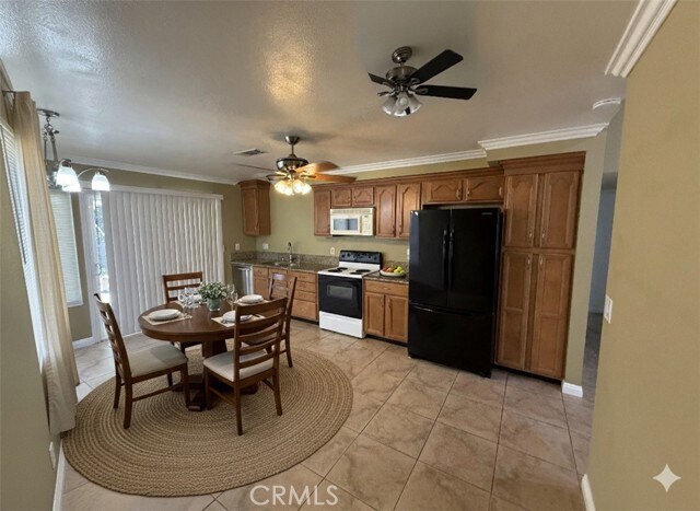 Building Photo - 14942 Waverly Ln