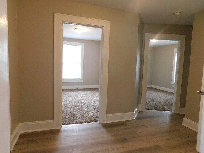 Building Photo - 85 Crowell Dr NW