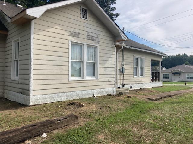 Building Photo - 1600 Aggie Rd