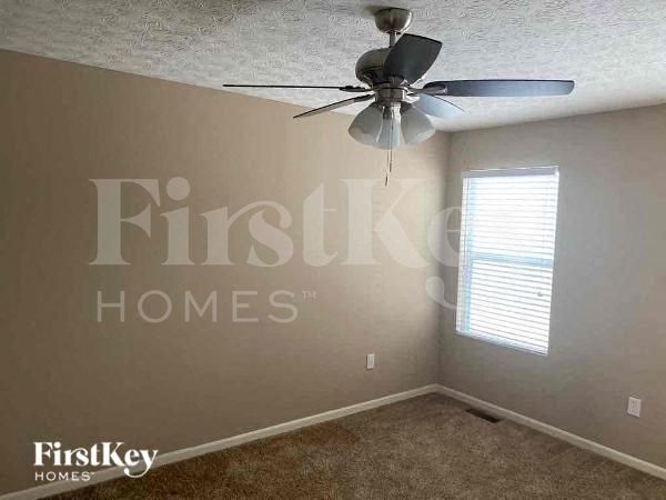 Building Photo - 4007 Summerstone Dr