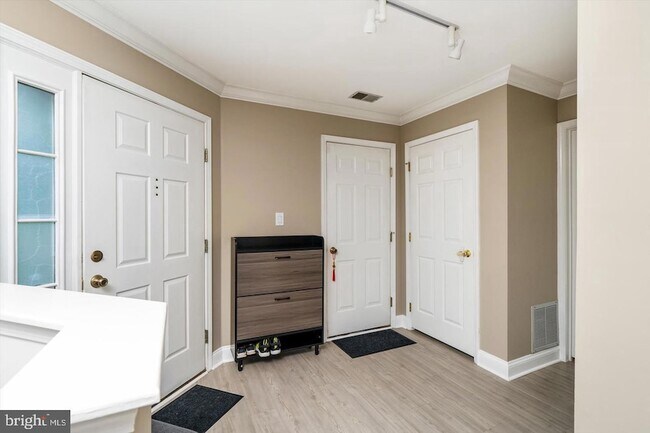 Building Photo - 139 Coburn Rd