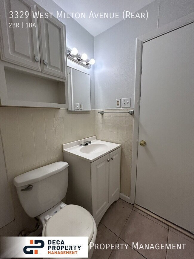 Building Photo - 3329 W Milton Ave