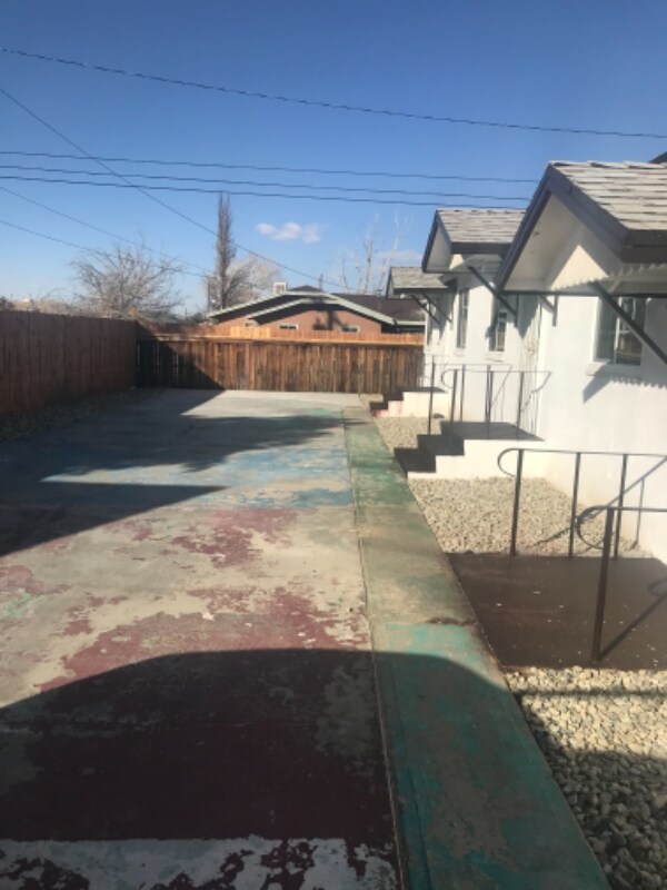 Building Photo - 26881 John St