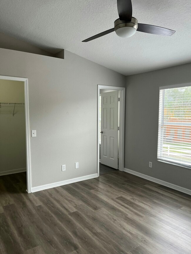 Building Photo - 30206 Swinford Ln