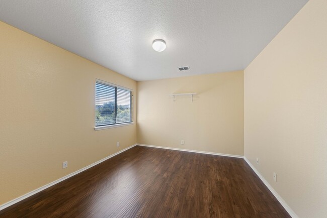 Building Photo - 3338 Bending Creek