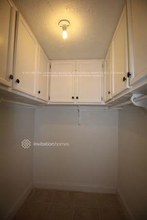 Building Photo - 5365 SW 10th Ct